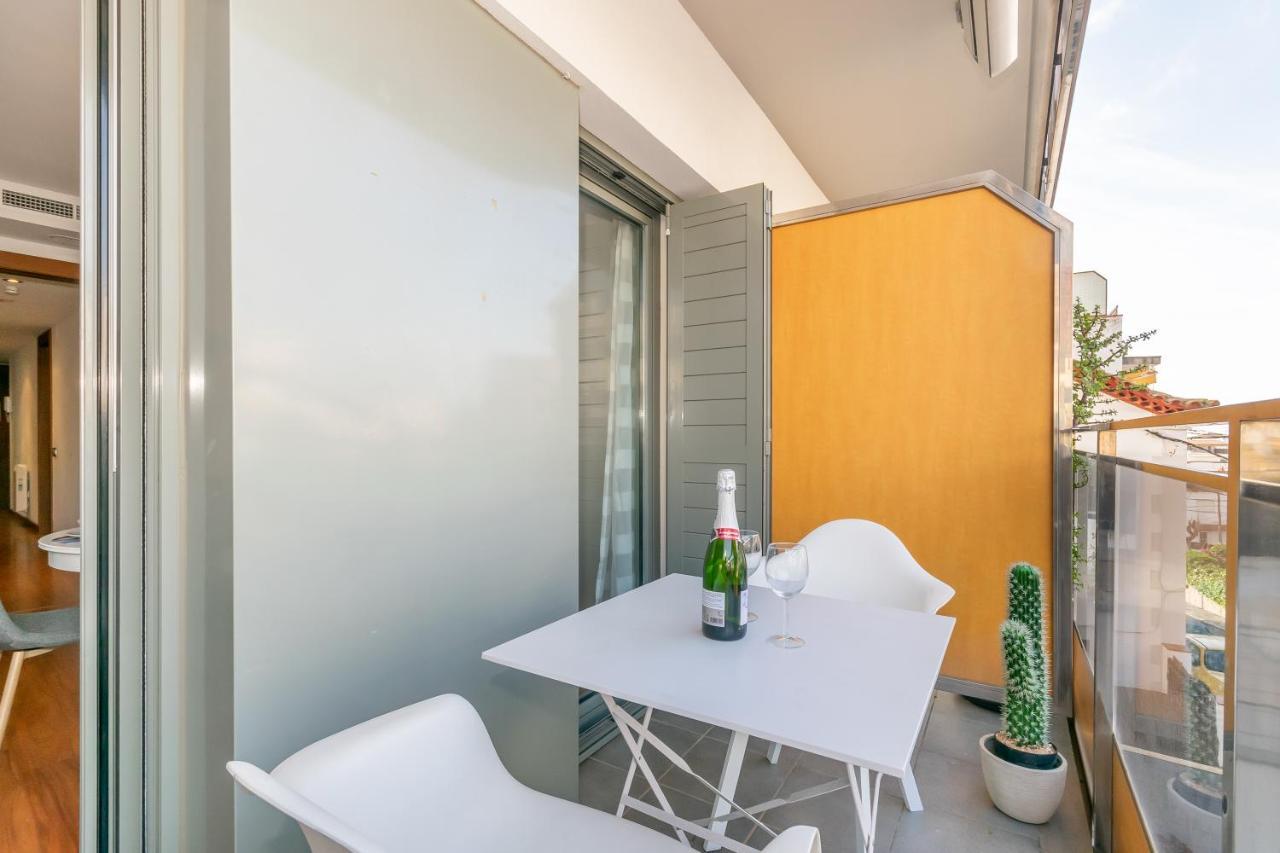Sant Sebastia Moderno Apartamento A 100 Metros De La Playa Sitges Exterior foto